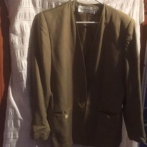 FLASH SALE 🔥💥Evan Picone Jacket